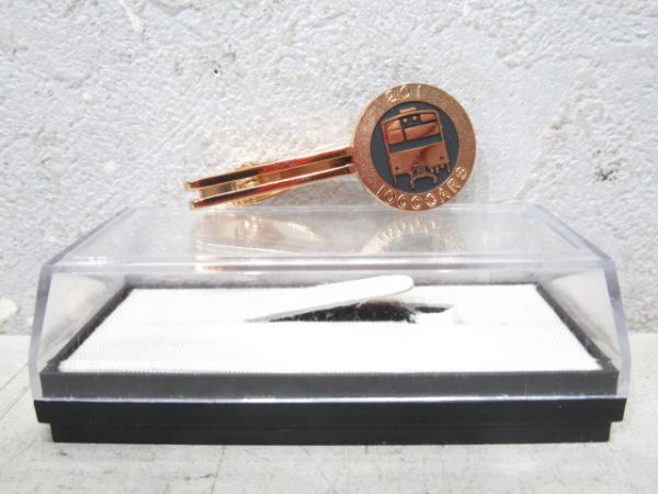 ネクタイピン「201系 1000両製造記念」
