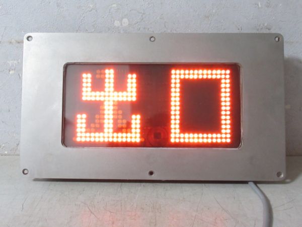 JR四国 7000系 入口/出口 表示灯