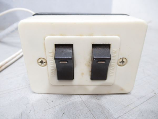 京阪電鉄　尾灯　骸骨型埋込