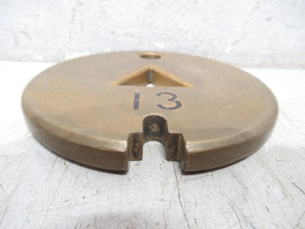 タブレット　△13