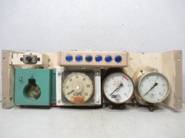 関東鉄道キハ20系・30系等メーターブロック 時計差し付き