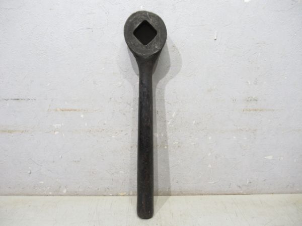 煙室扉ハンドル