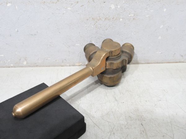 SL シリンダー排水弁