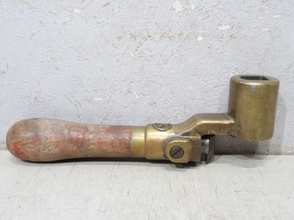 ブレーキハンドル