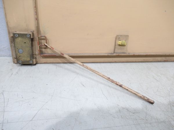 北大阪急行ポールスター　鴨居付き