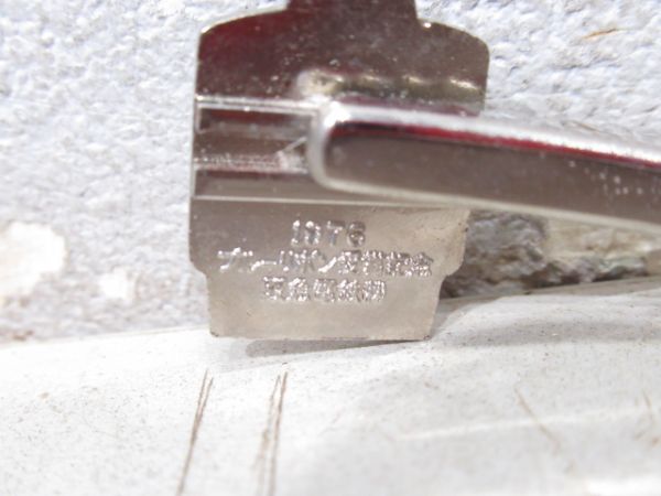 ネクタイピン　阪急6300系　前面